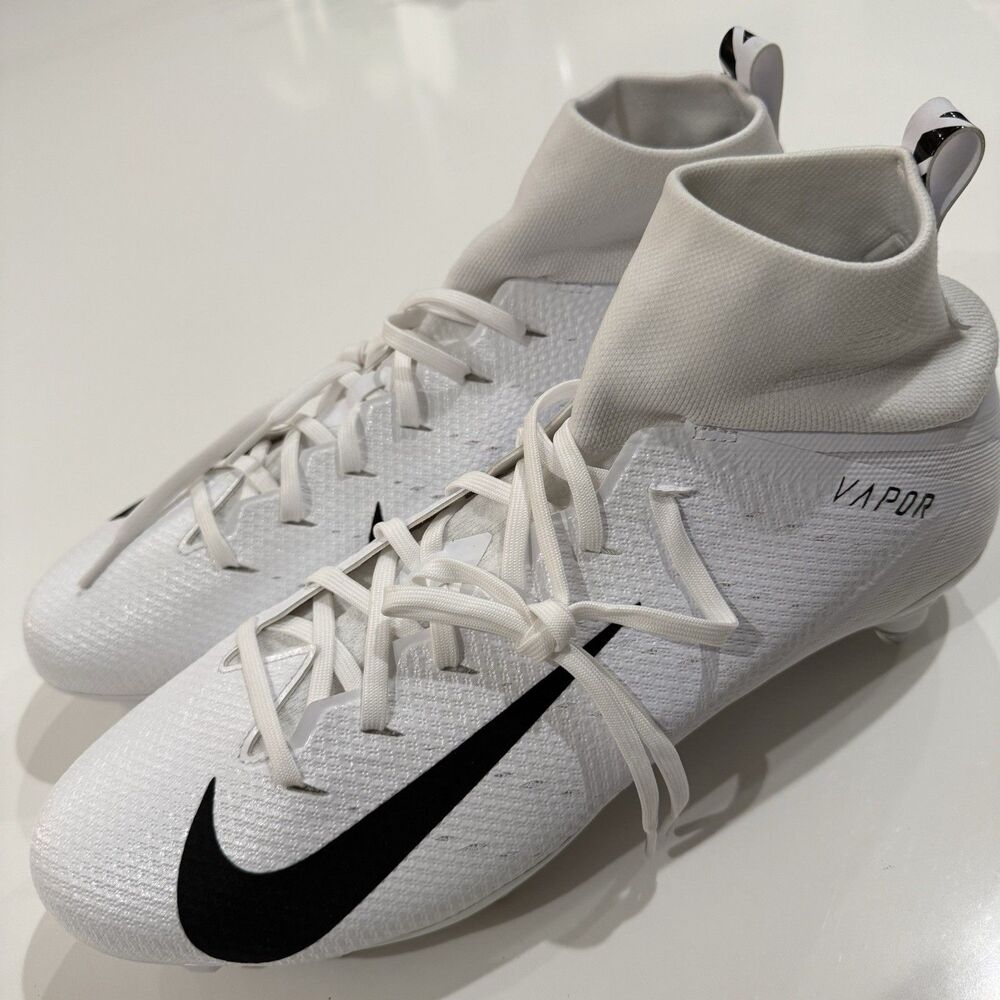 Nike Vapor Untouchable Pro 3 Detachable Football Cleats Size 14.5 AO3022-100
